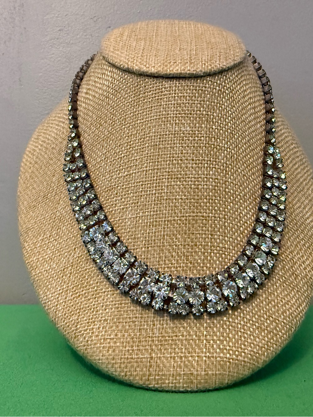 Vintage Rhinestone Classic Crystal Statement Necklace - Clear Crystal